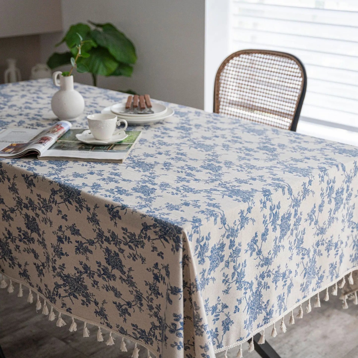Rectangle Table Cloth Tassel Wrinkle Free Anti-Fading Tablecloths