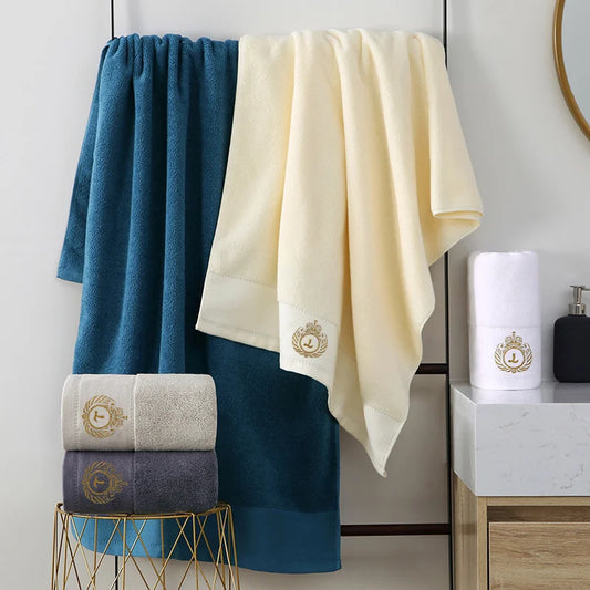 3-Piece Bathroom Classic Luxurious Crown Embroidered Cotton Towel Set