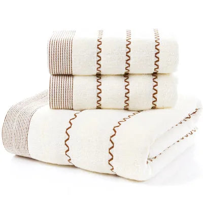 3-Piece Cotton Towel Set – Soft & Absorbent Bathroom Essentials